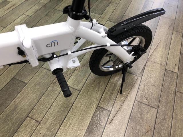 デモ車【RICHBIT　CITY】電動バイク　特定小型原付　スノーホワイト　★公道走行可能★免許不要★