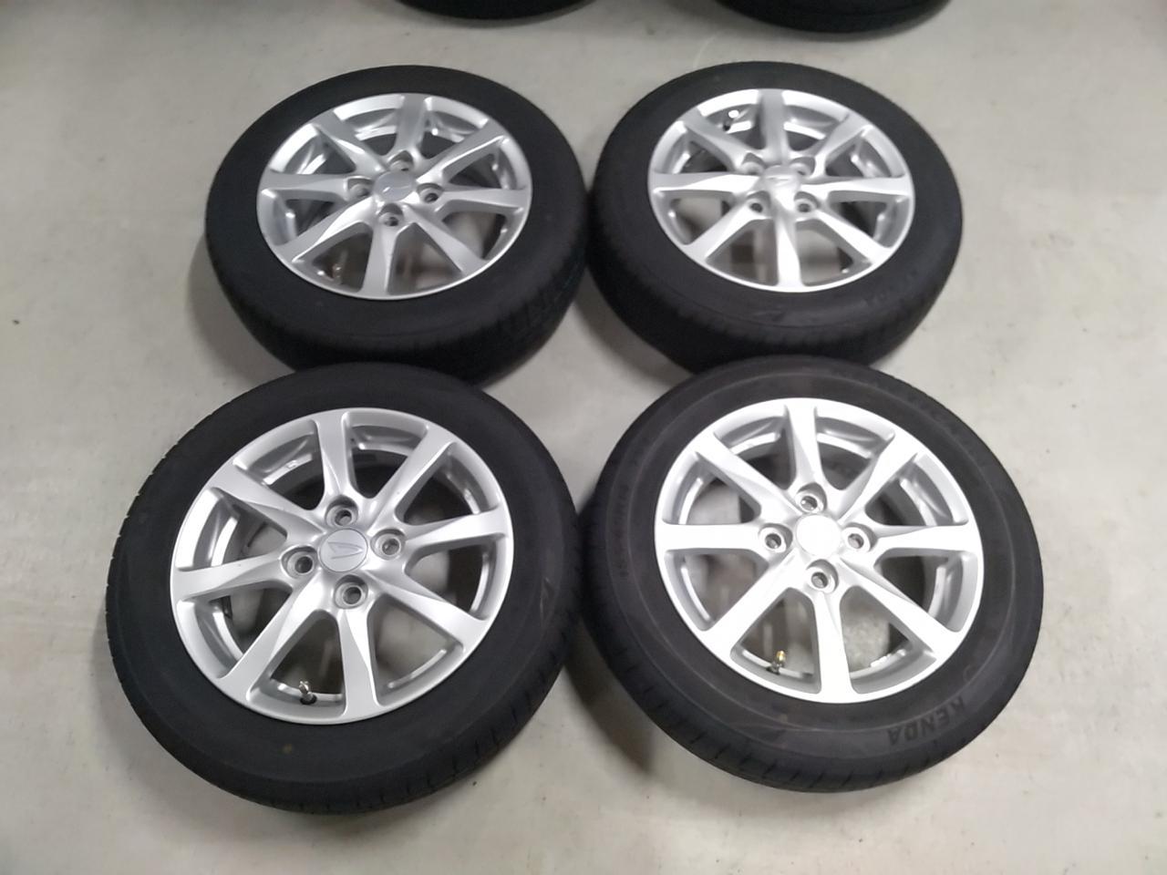 Genuine Daihatsu 8-spoke wheels + KENDA KENETICA ECO