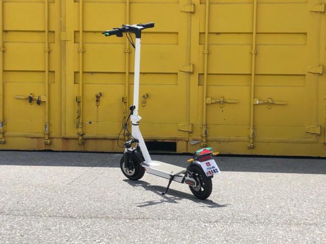 ★試乗車★ 【RICHBIT(リッチビット)】 ES1 Pro 電動キックボード 特定小型原付 シルクホワイト ★公道走行可能★免許不要★