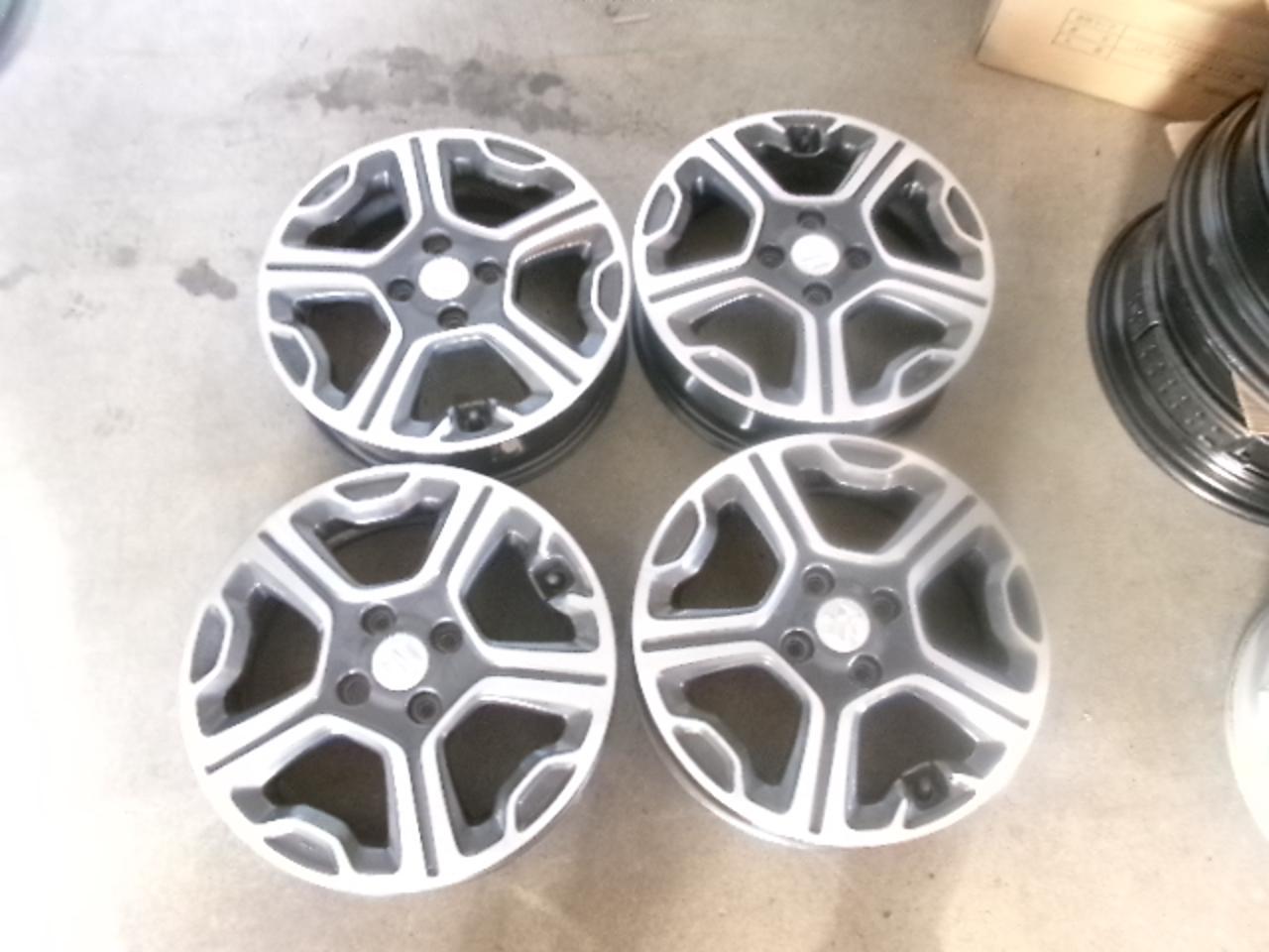 SUZUKI MR31S Hustler genuine wheels