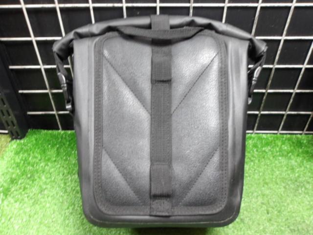 ★GIVI(ジビ) T513 防水エンジンガードバッグ 10L(片側5L) 左右セット