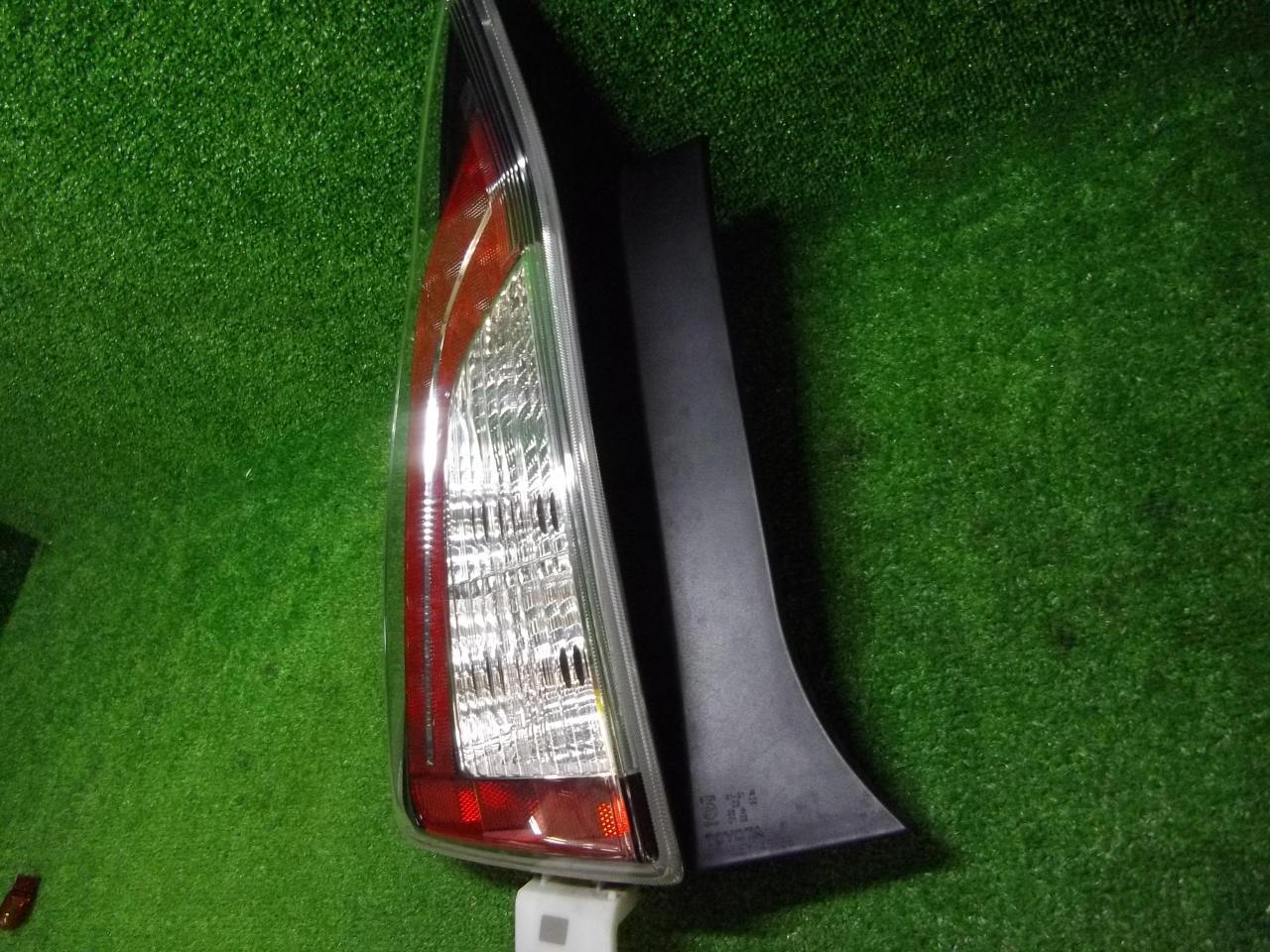 30 プリウス 後期G's 純正テールランプ トヨタ純正 プリウス/30系 G's純正 テールランプ STANLEY 47-55 LH