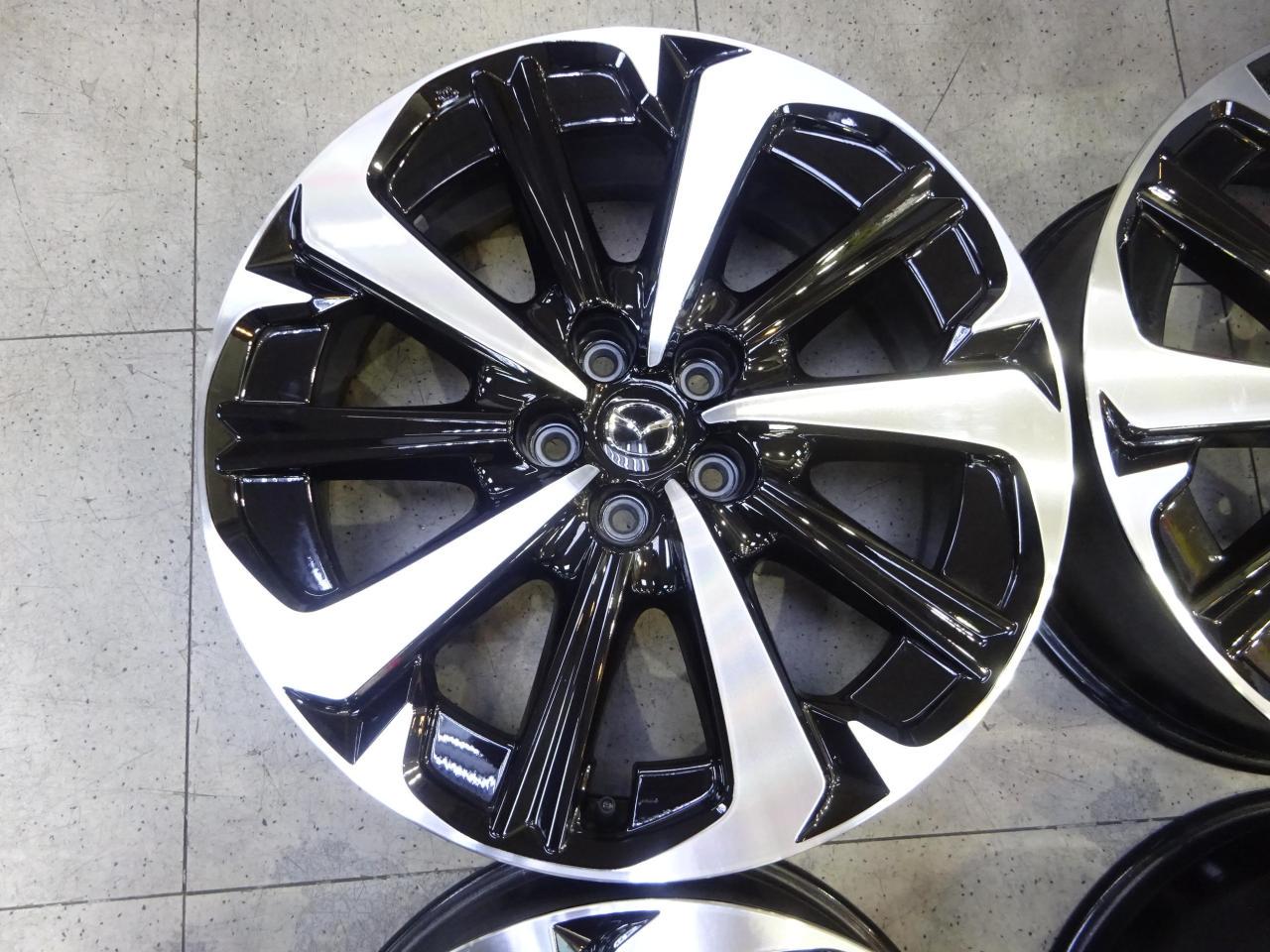 マツダ　CX-60　純正　18インチ　アルミホイール　2本　① マツダ純正 CX-60 Premium Modern 純正ホイール | やや傷や汚れあり