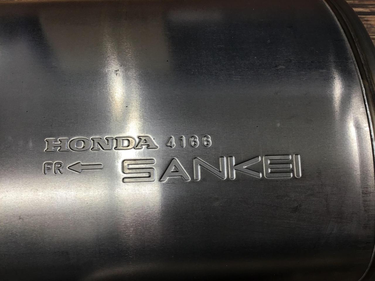 ホンダ S660 純正マフラー SANKEI 4166 ホンダ純正(HONDA) JW5/S660 純正マフラー | やや傷や汚れあり