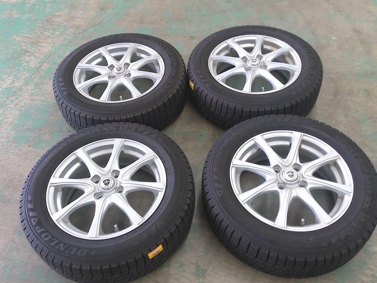ESTROSA + DUNLOP WINTER MAX 03