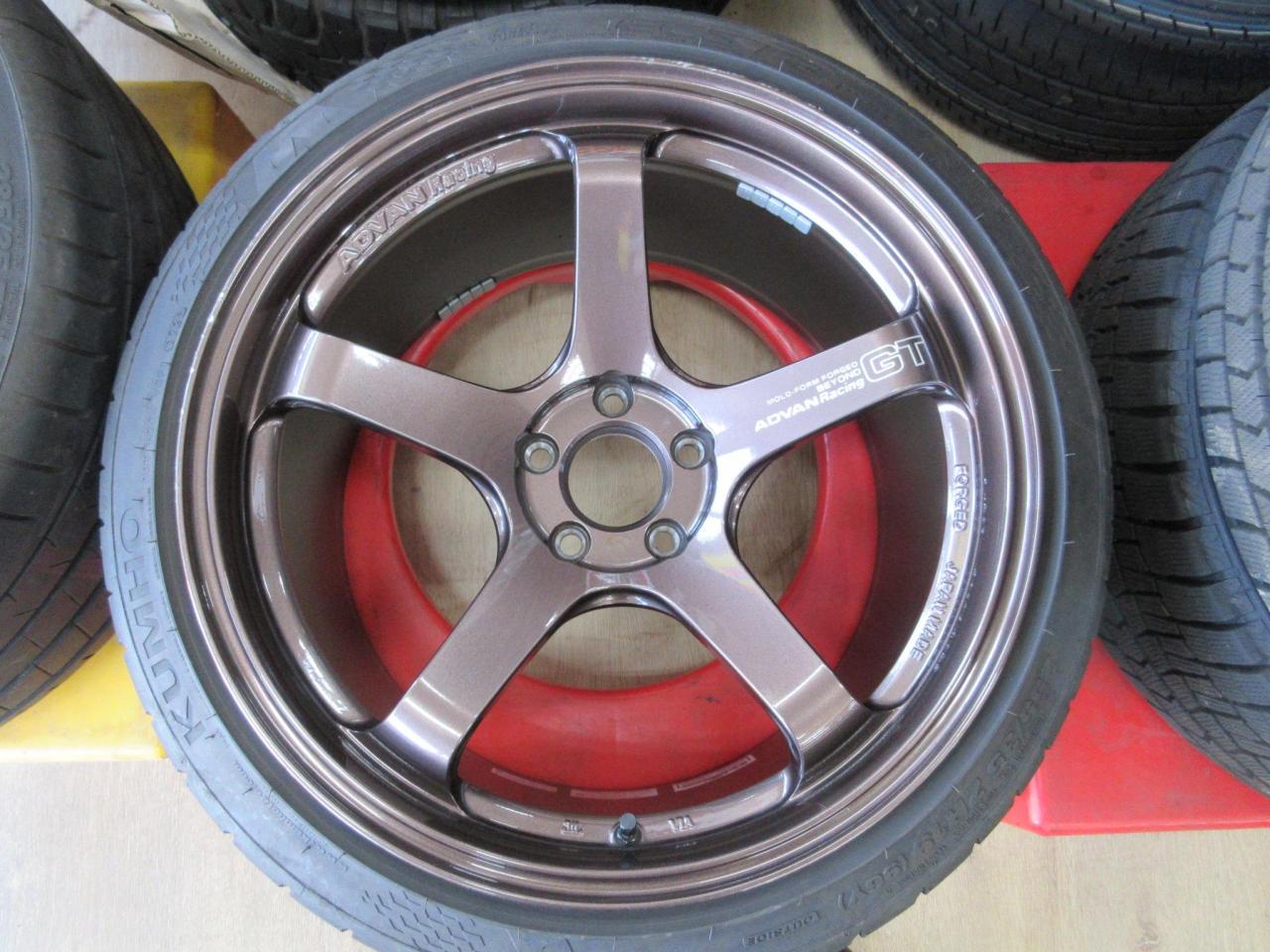 ◎DB series Use at Supra Different front and rear sizes YOKOHAMA ADVAN Racing GT+KUMHO ECSTa PS91