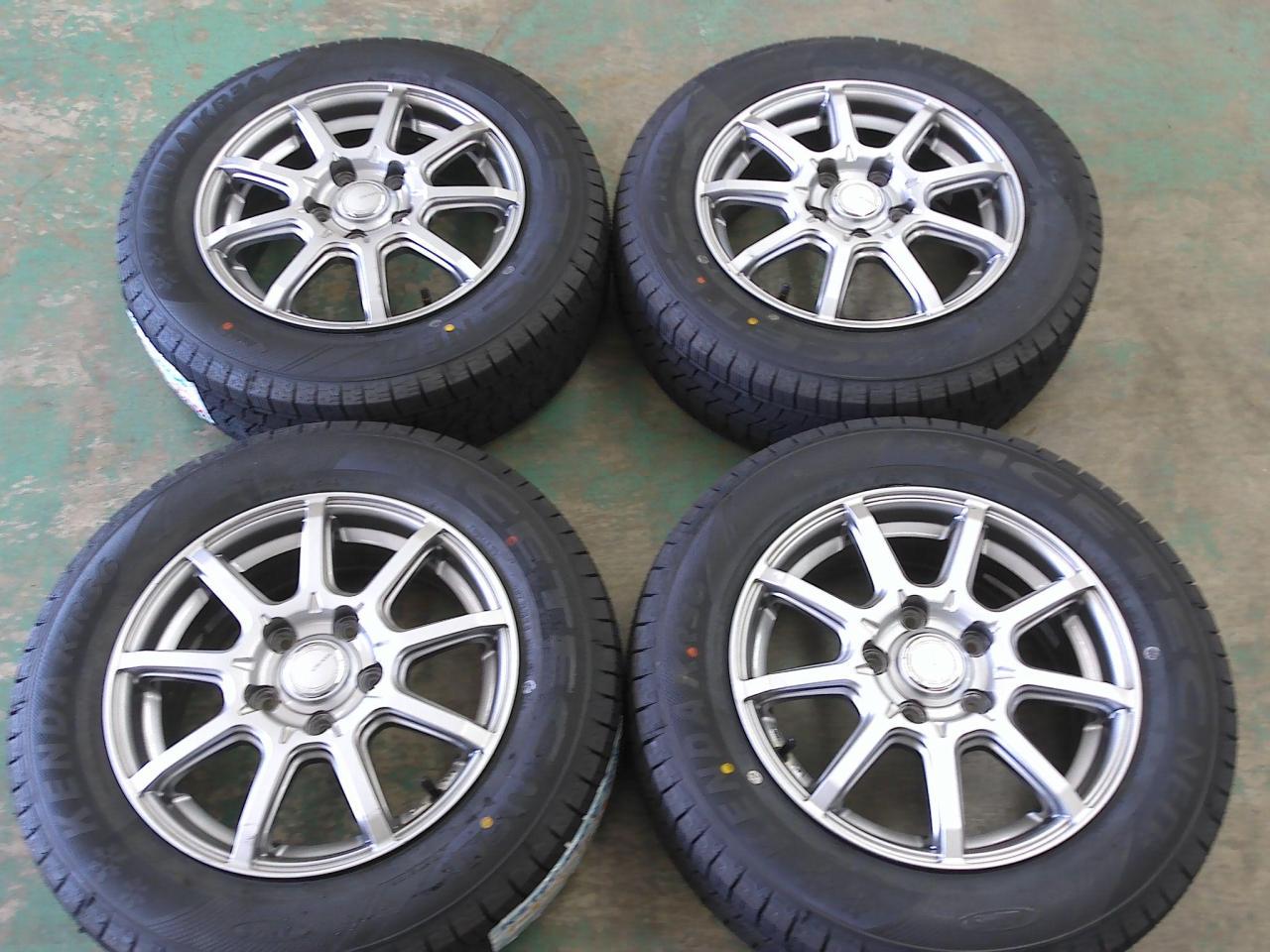 YOKOHAMA STANDARD WHEEL GRASS + KENDA KR36