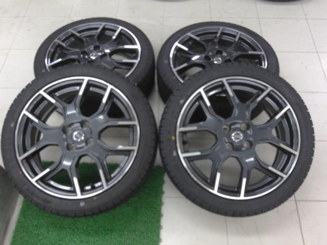 Nissan original Notes original wheel + KENDA KR36