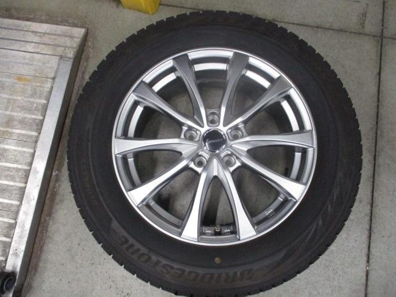 HOT STUFF Exceeder Five twin-spoke + BRIDGESTONE BLIZZAK VRX2