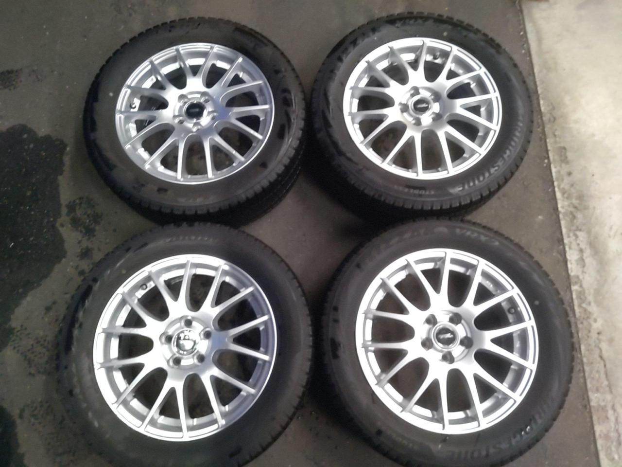 BRIDGESTONE TOPRUN + BRIDGESTONE BLIZZAK VRX2