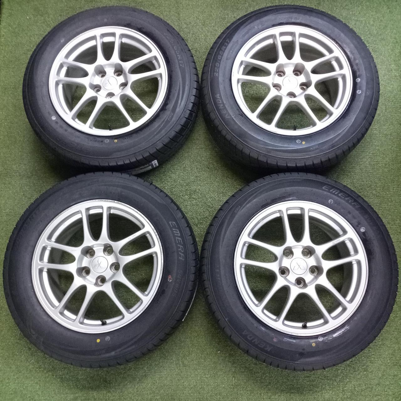 A set for use with the Delica D:5!! Mitsubishi genuine Made ENKEI Lancer Evolution Ⅸ Twin 5-spoke + KENDA EMERA SUV KR605 Manufactured in 2025