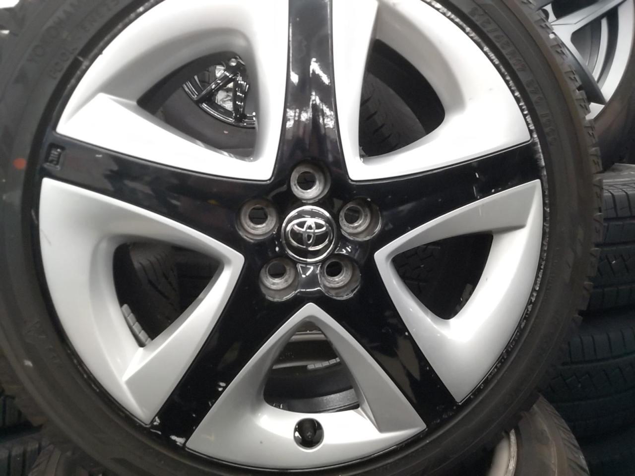 Toyota genuine 50 system Prius Touring original wheel + YOKOHAMA iceGUARD iG60
