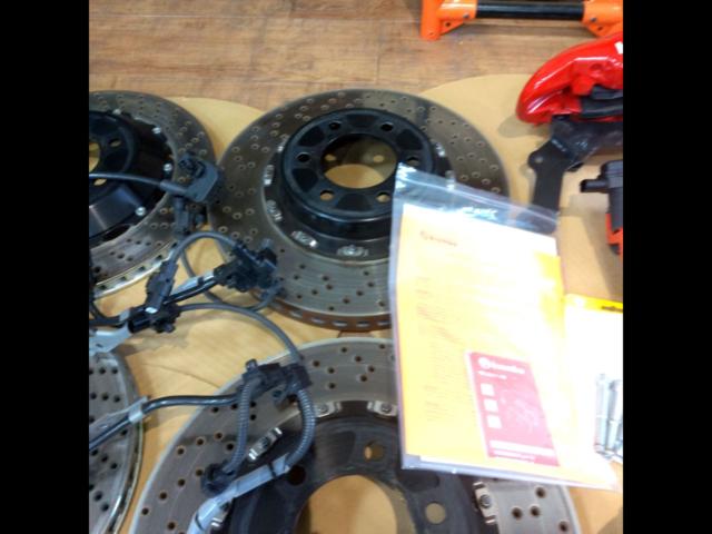 Price reduced for Brembo
GTBM
8POT
&amp;
Bremb
4POT
&amp;
HRD Electric Parking Caliper for Land Cruiser 300
FJA300W/VJA300W