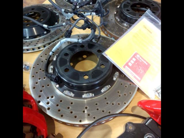 Price reduced for Brembo
GTBM
8POT
&amp;
Bremb
4POT
&amp;
HRD Electric Parking Caliper for Land Cruiser 300
FJA300W/VJA300W