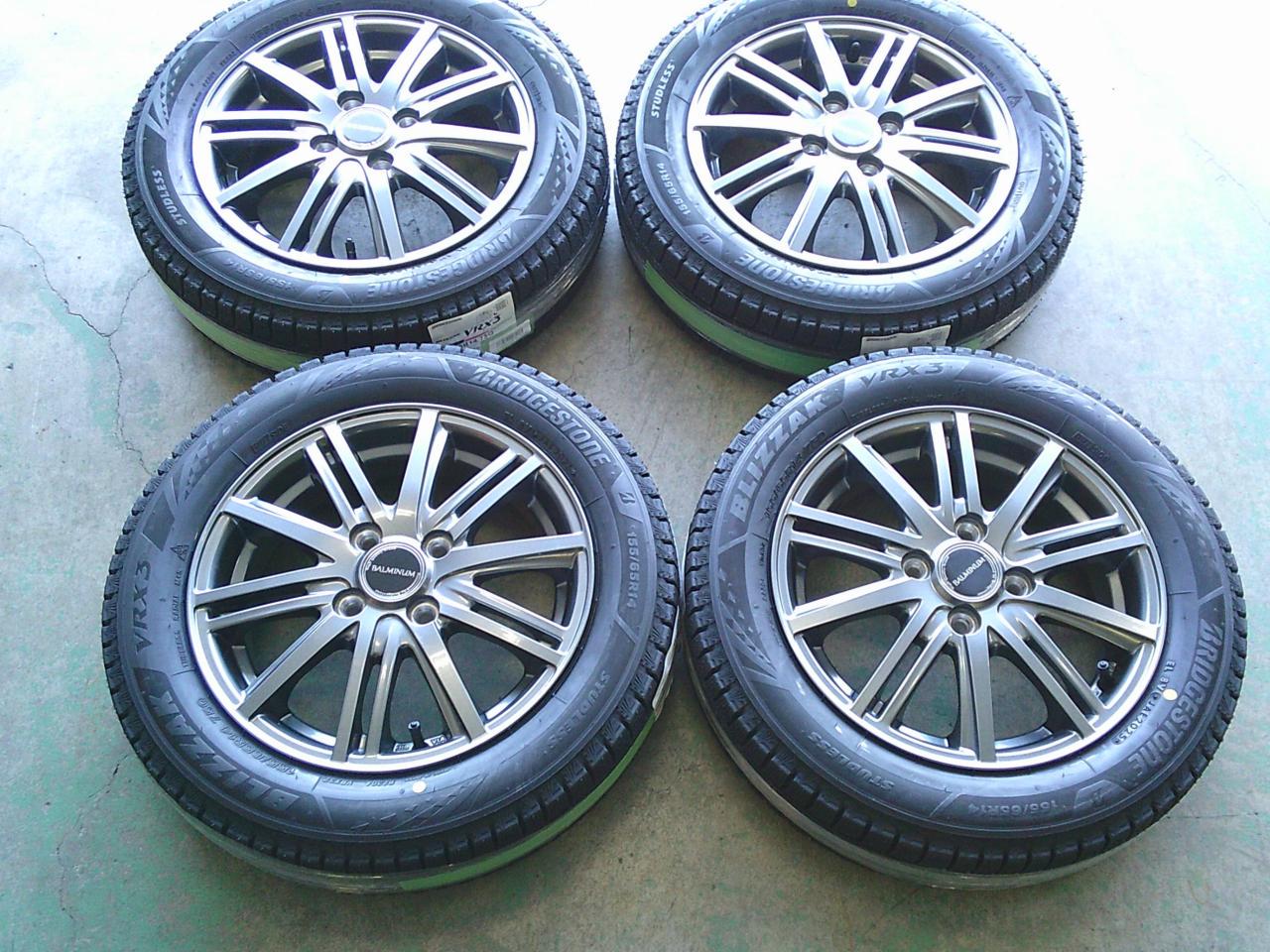 BRIDGESTONE BALMINUM BR10 + BRIDGESTONE BLIZZAK VRX3