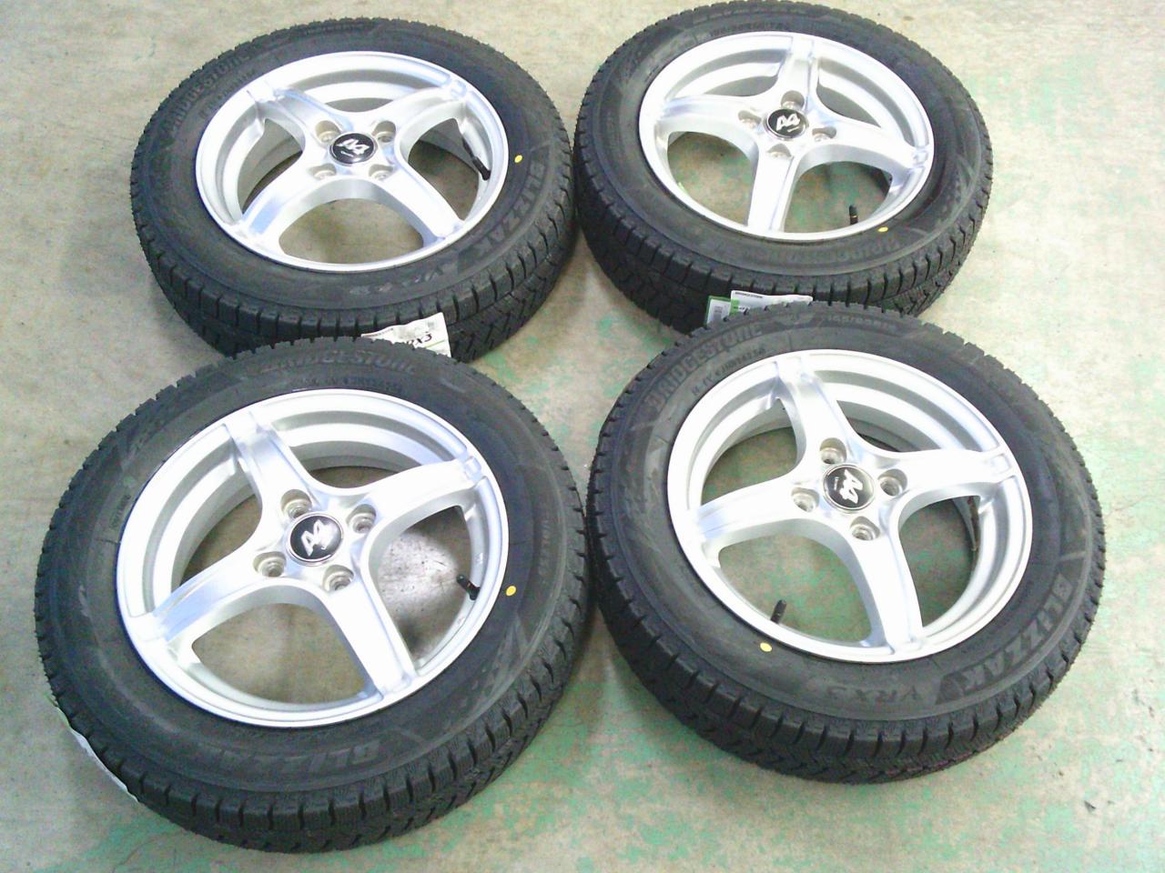 SUZUKA BRAIN UNIVERSE A4 + BRIDGESTONE BLIZZAK VRX3