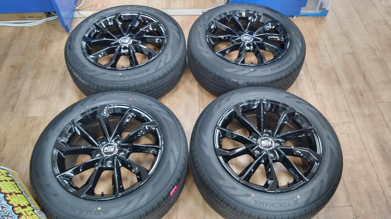OZ wheels with tires removed from vehicle before delivery. MSW 42 + YOKOHAMA ADVAN V03 [CX-5 CX-8 etc.