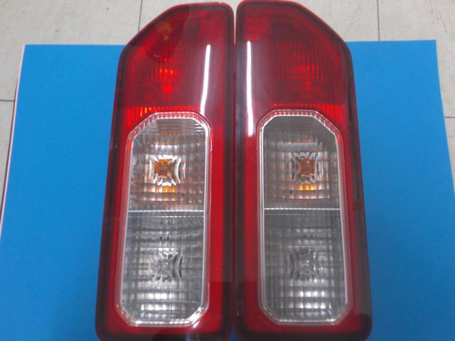 スズキ純正(SUZUKI) ジムニーJB64W/シエラJB74W純正テールレンズ