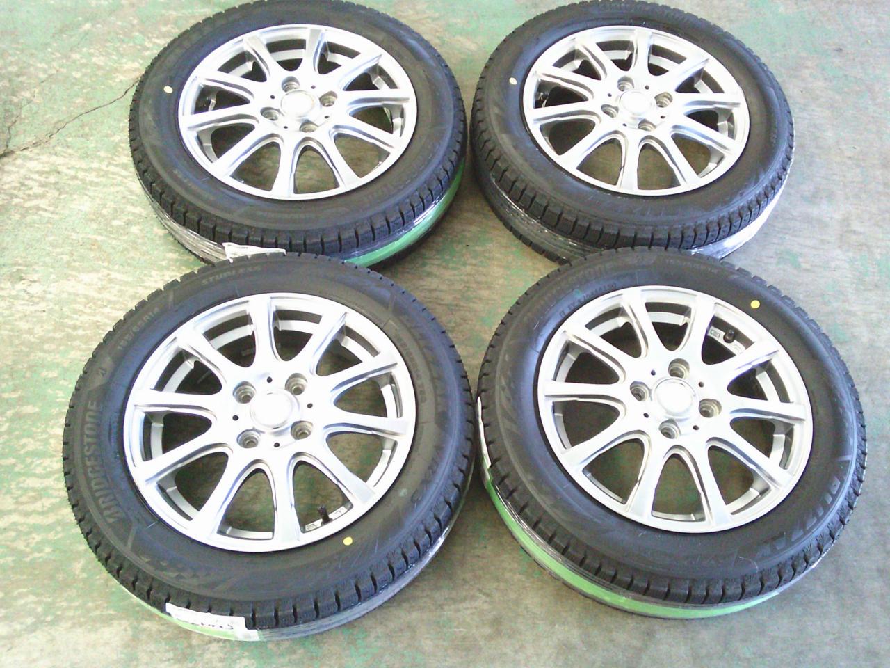 YOKOHAMA LAYCEA + BRIDGESTONE VRX3
