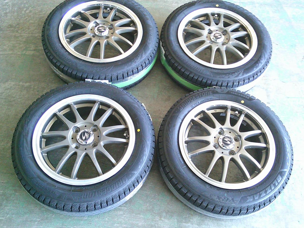 BADX S-HOLD LAGUNA + BRIDGESTONE VRX3