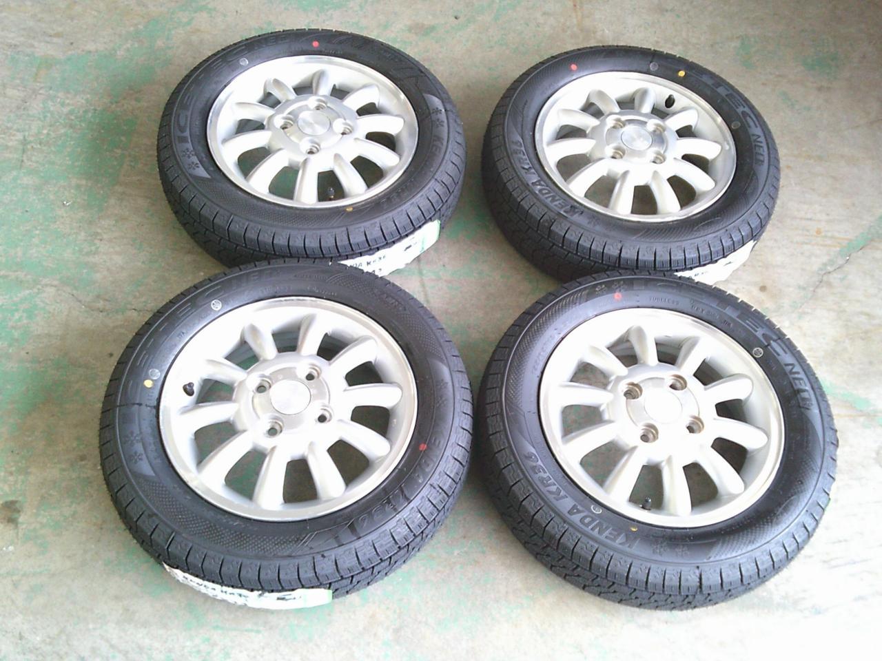 Suzuki genuine Lapin original wheel + KENDA KR36