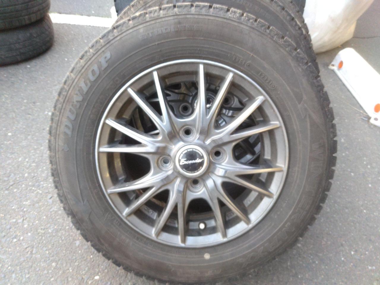 HOT STUFF Exceeder + DUNLOP WINTER MAXX02 WM02