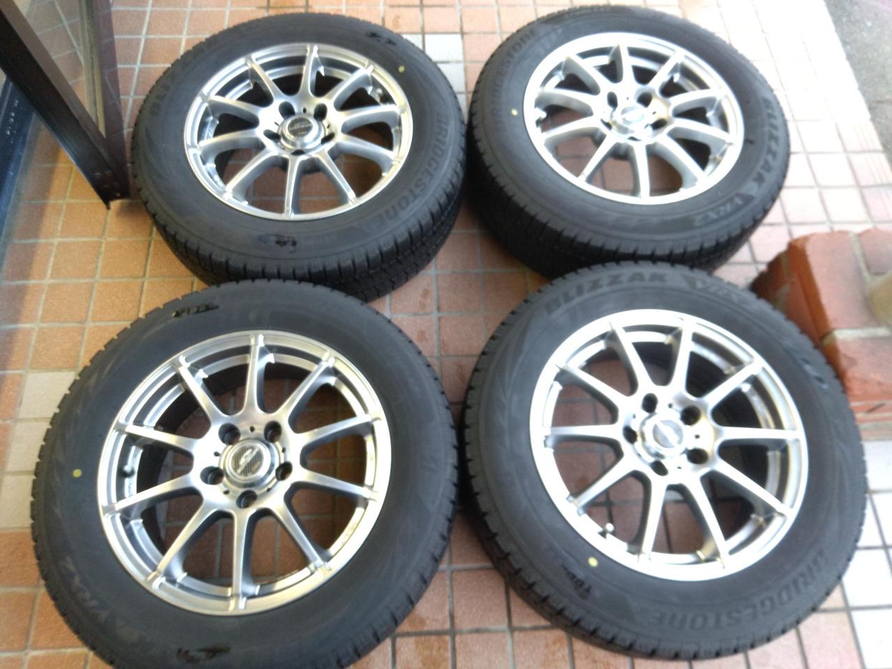 A-TECH SCHNEIDER + BRIDGESTONE VRX2 215 / 60R16