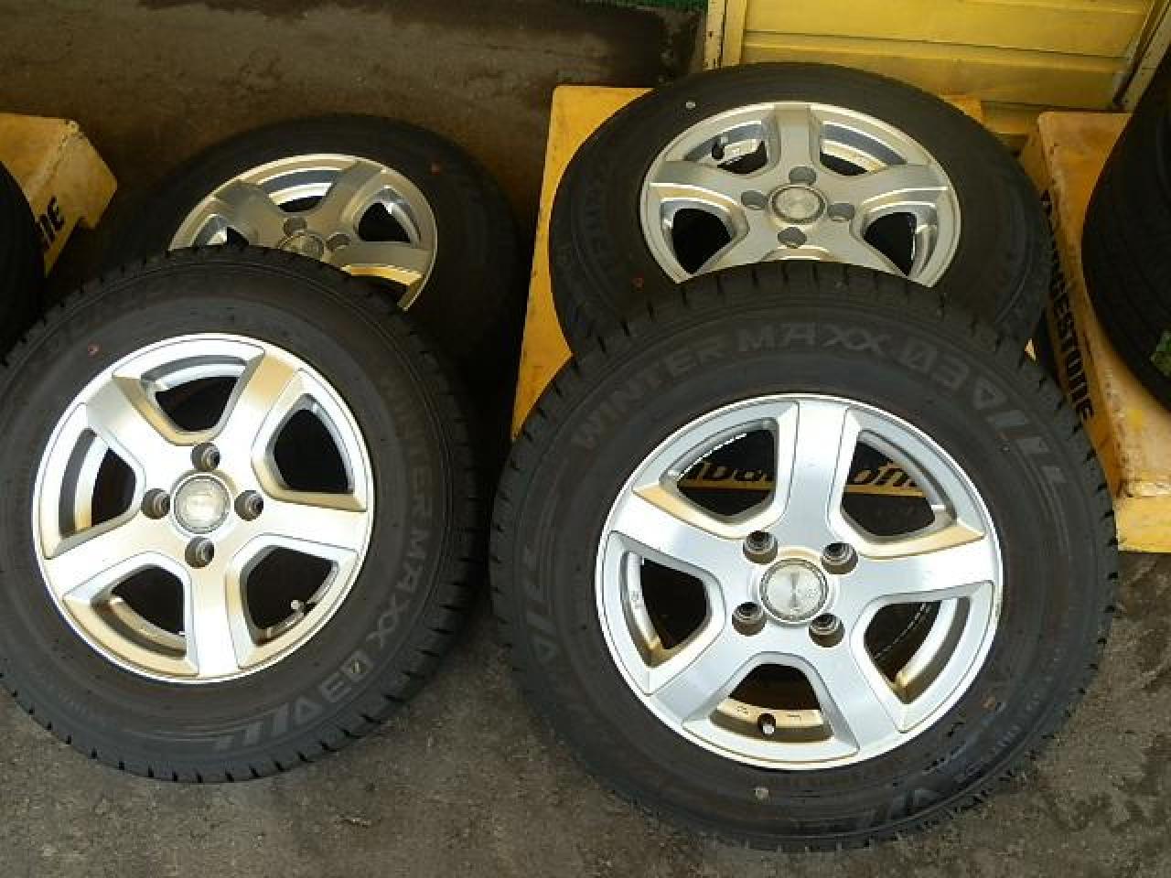 YOKOHAMA YFC GRASS HN + DUNLOP WINTR MAXX WM02