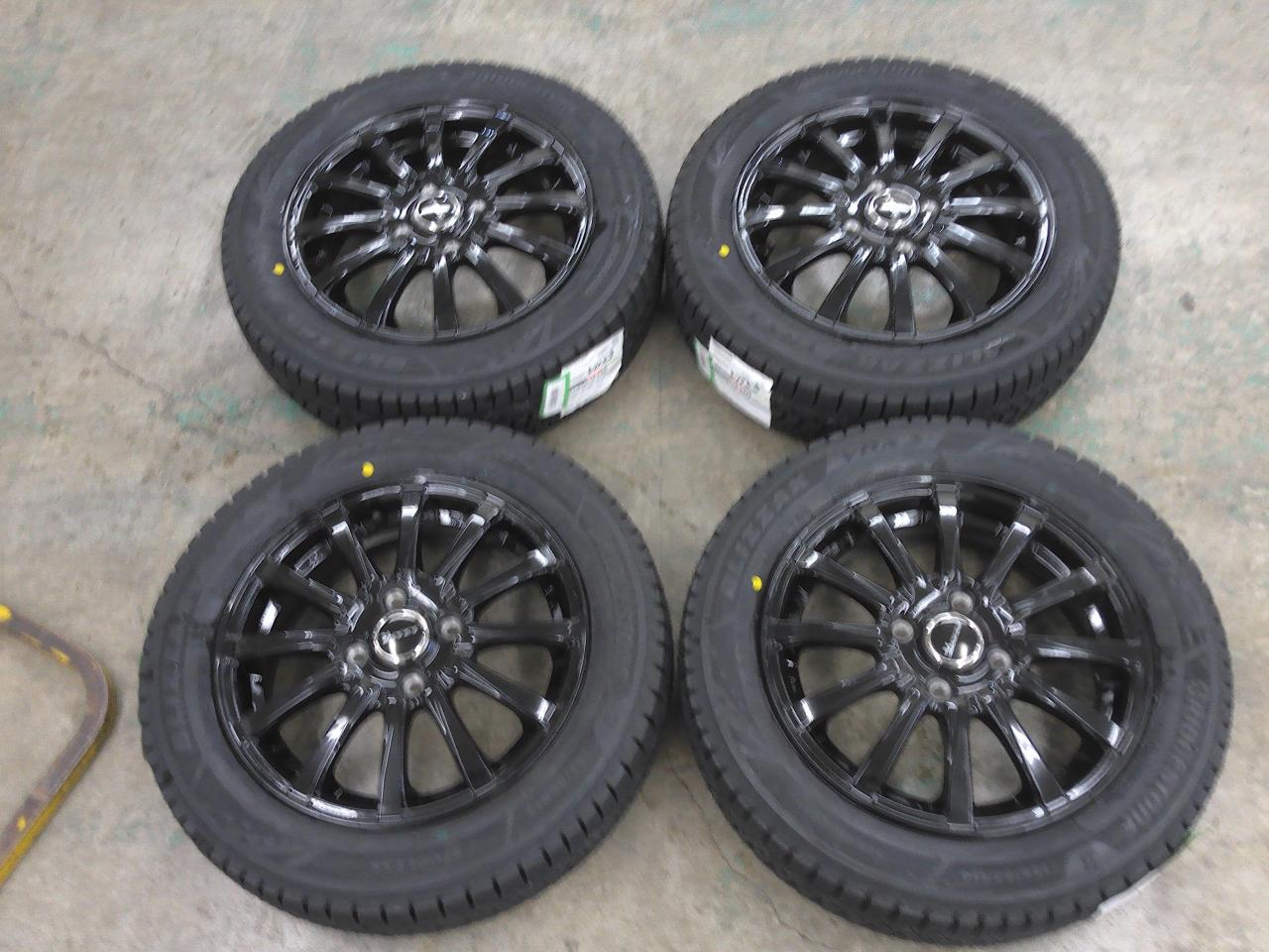 TOPY AZANE FB + BRIDGESTONE BLIZZAK VRX3