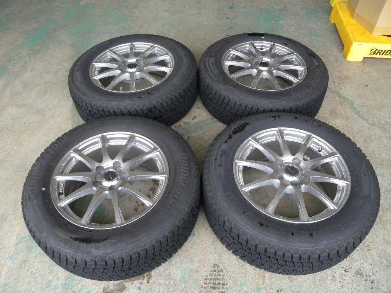 BRIDGESTONE ECO FORME SE23 + BRIDGESTONE DM-V3
