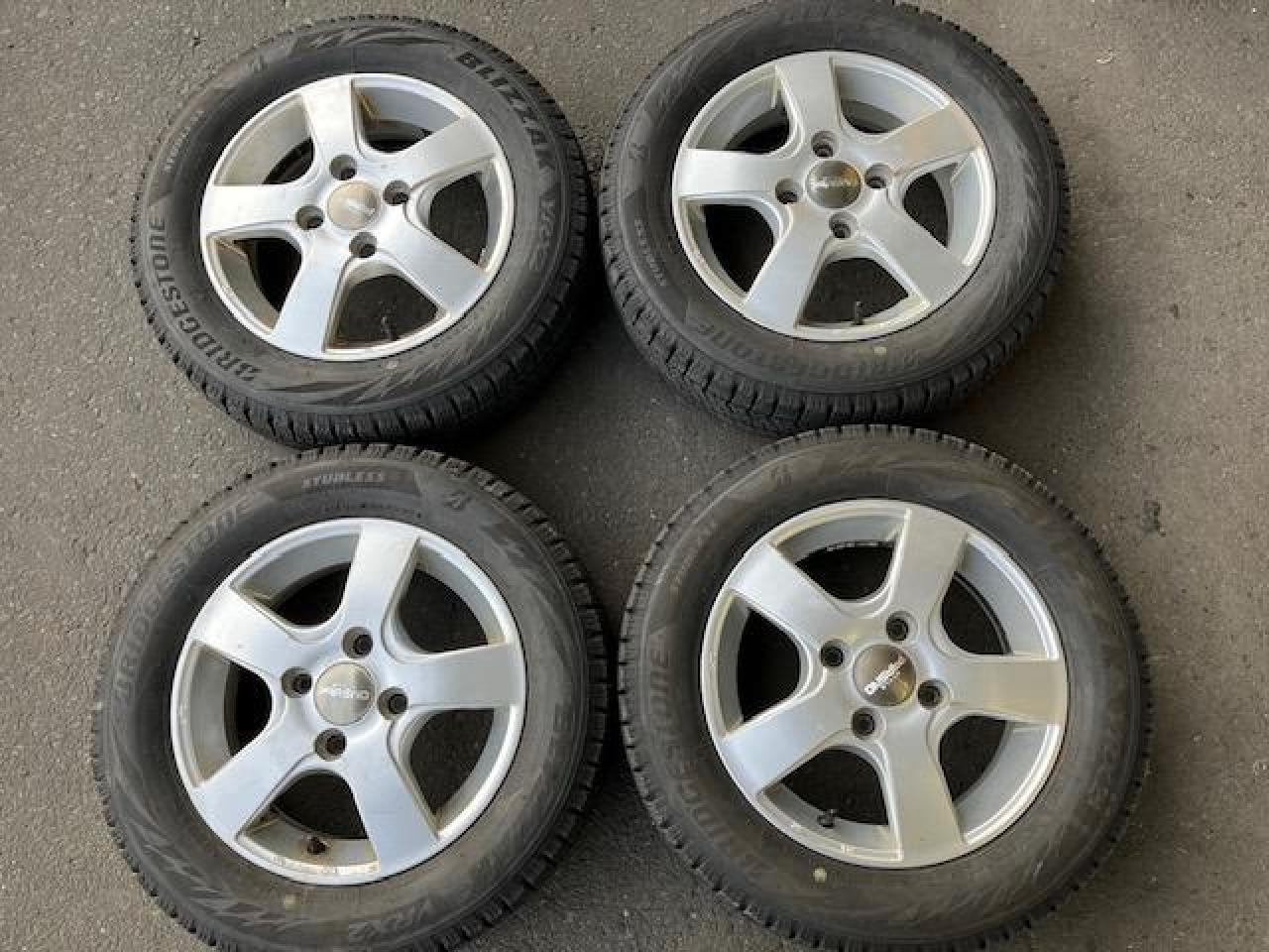 Others STYLE PRASNO + BRIDGESTONE BLIZZAK VRX2