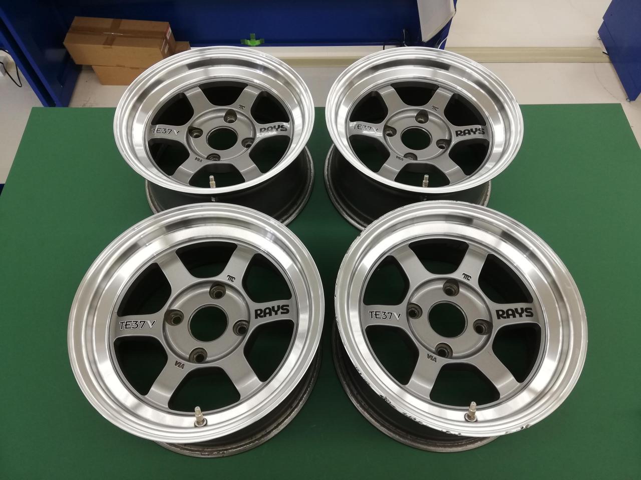 RAYS VOLK RACING TE37V