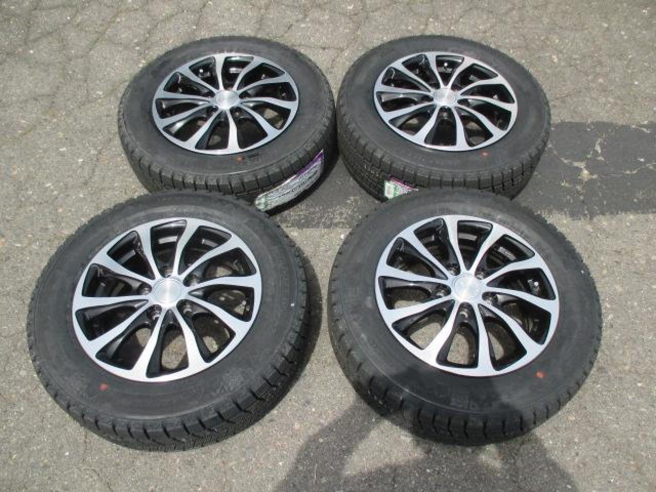 BRIDGESTONE BALMINUM TR10 + NEXEN / ROADSTONE WINGUARD ice 2 91T