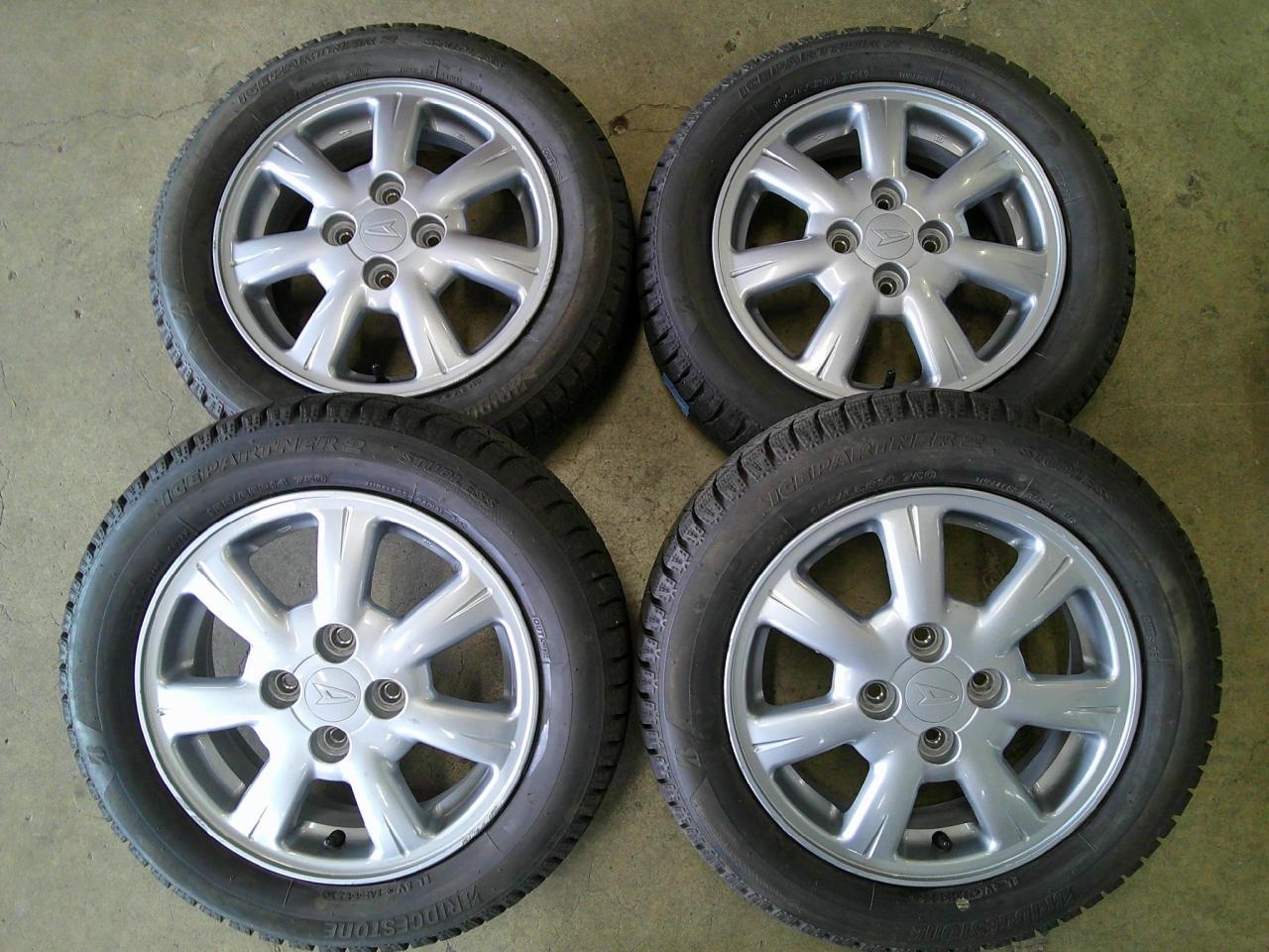B warehouse BRIDGESTONE ICEPARTNER 2 + Daihatsu genuine Spoke wheels