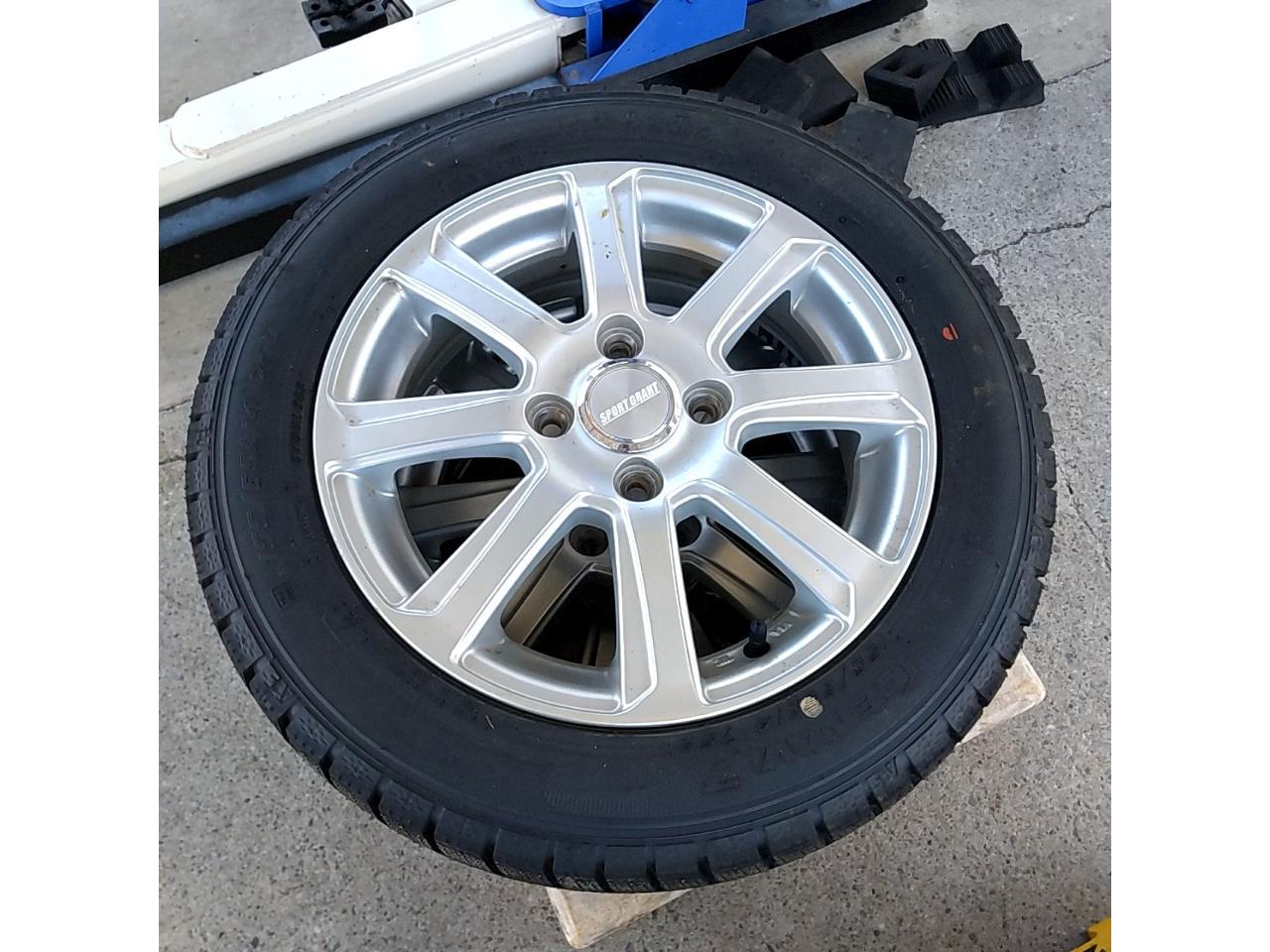 SportGraht 8-spoke wheels + GOODYEAR ICE NAVI 7