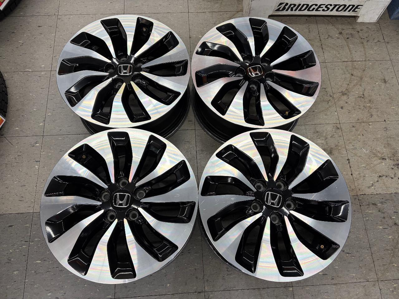 Honda CR6 The Accord hybrid original wheel