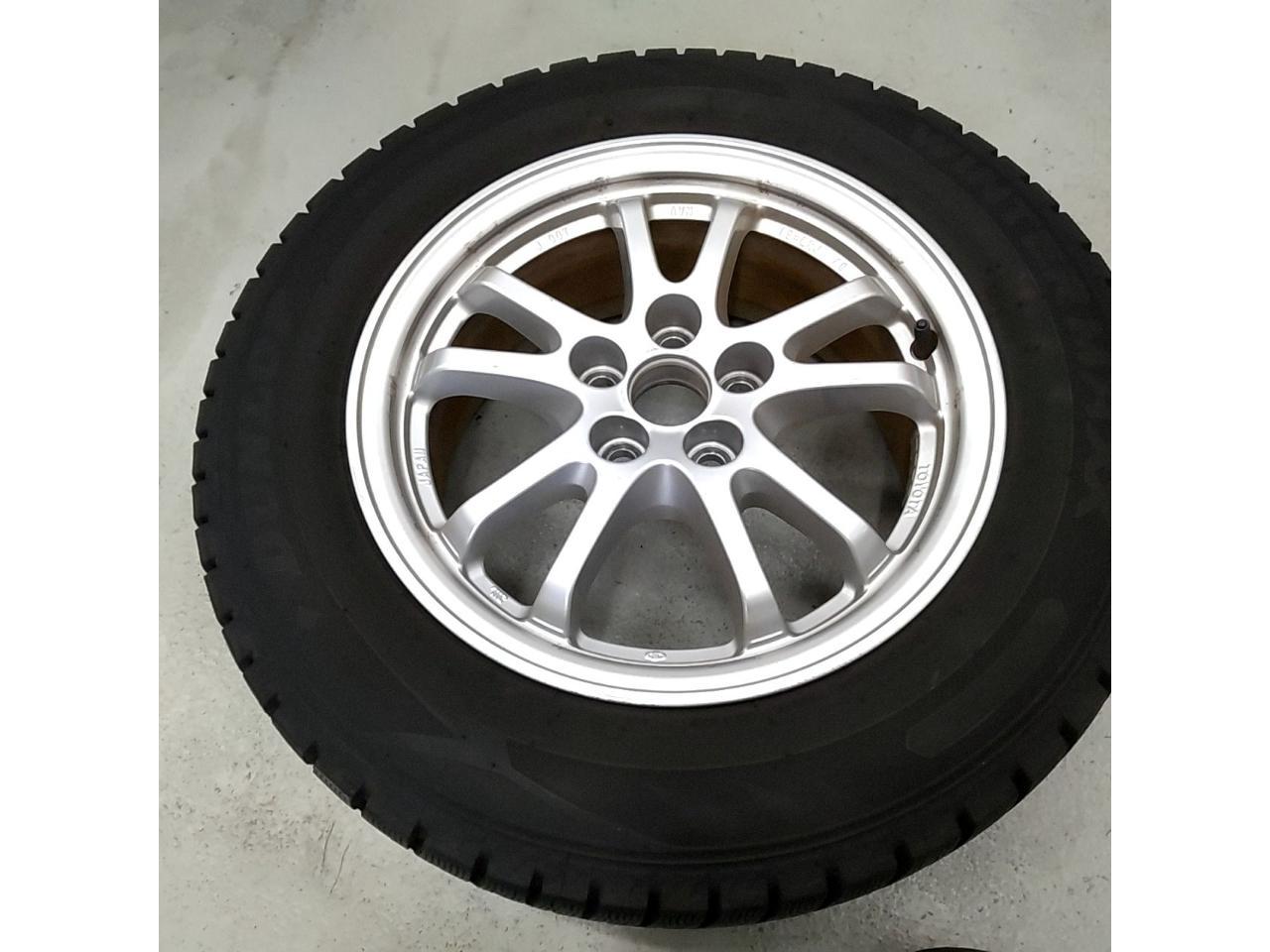 Toyota genuine 50 series Prius Genuine wheels + DUNLOP WINTERMAXX WM02