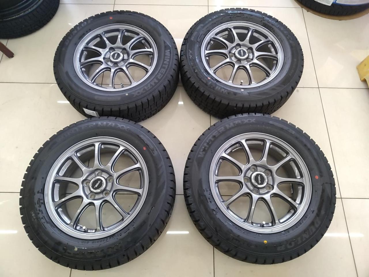 BRIDGESTONE TOPRUN 10-spoke + DUNLOP WINTERMAXX WM02