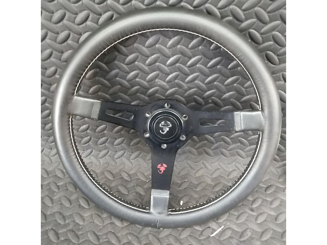 希少 アバルト ABARTH レザーステアリング 35パイ 当時物 艶有り 綺麗 当時物!/FIAT アバルト】350mm/35Φ レザーステアリング | 目立った傷や