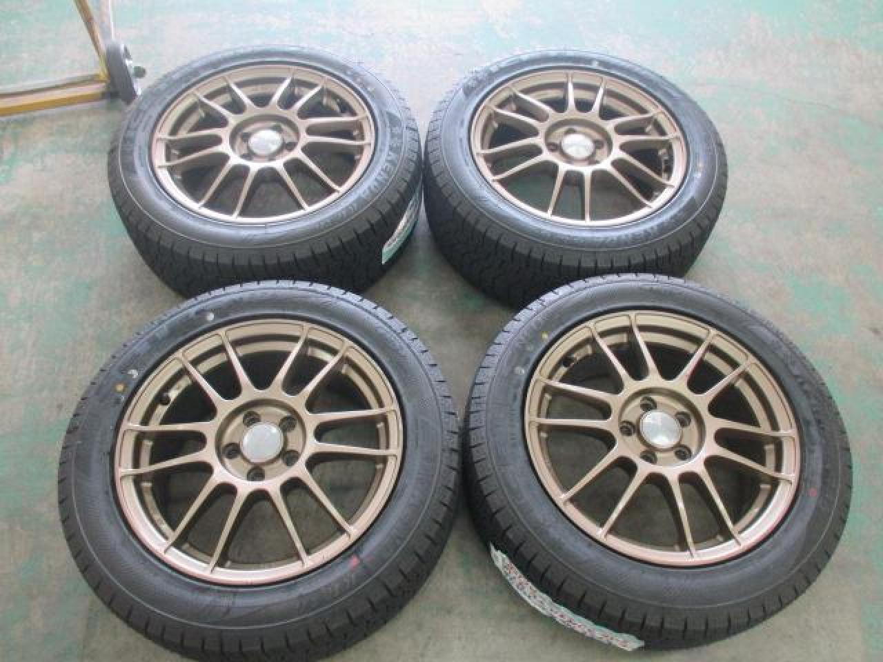 ENKEI RIVAZZA + KENDA KR36