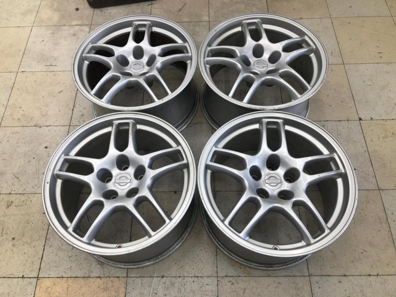 NISSAN BCNR33 Skyline GT-R original wheel