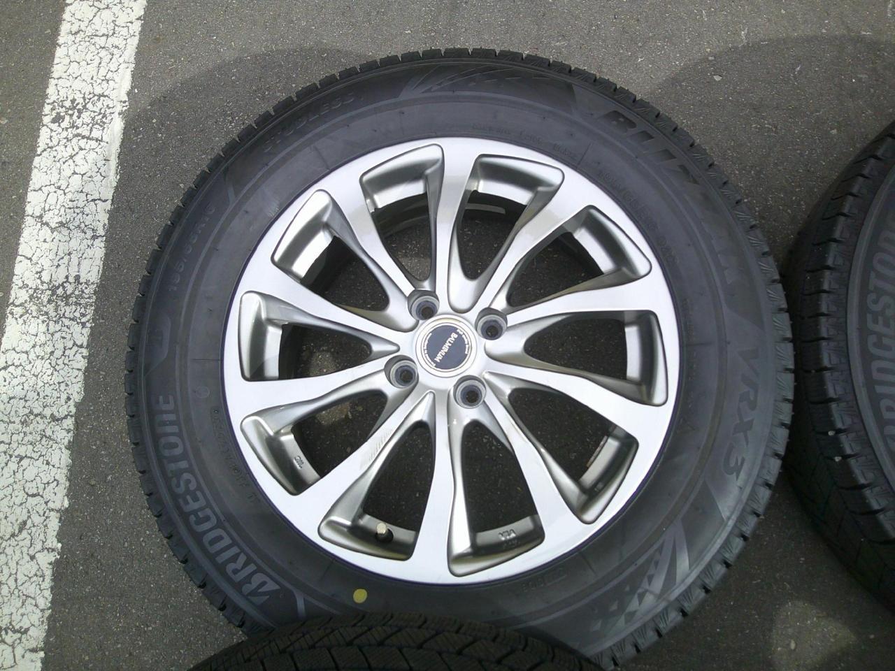 BRIDGESTONE BLIZZAK VRX3 + BRIDGESTONE BALMINUM TR10 | やや傷や