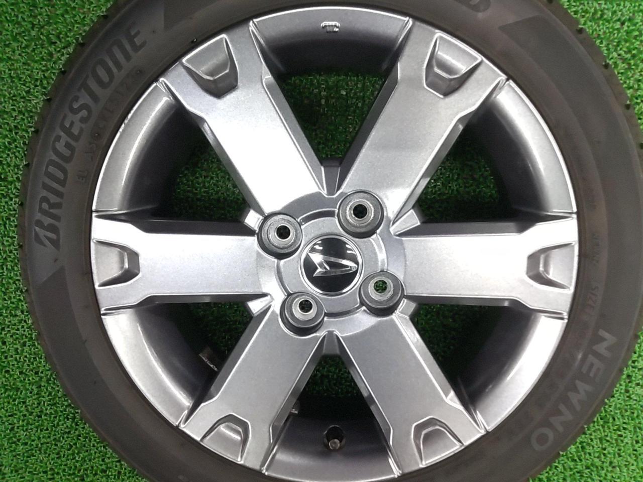 ①ダイハツ　タフト　純正ホイール２本 DAIHATSU(ダイハツ) タフト純正ホイール + BRIDGESTONE NEWNO【純正