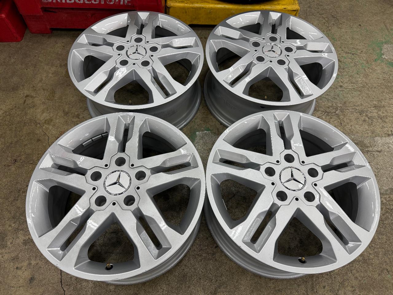Imported car genuine Mercedes-Benz G class / W 463 Original wheel