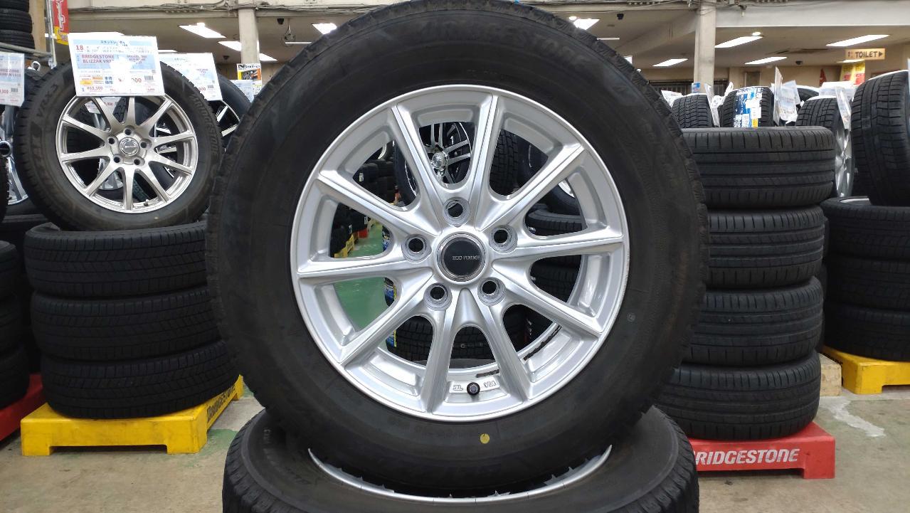 BRIDGESTONE ECOFORME SE-15 + BRIDGESTONE BLIZZAK VRX3