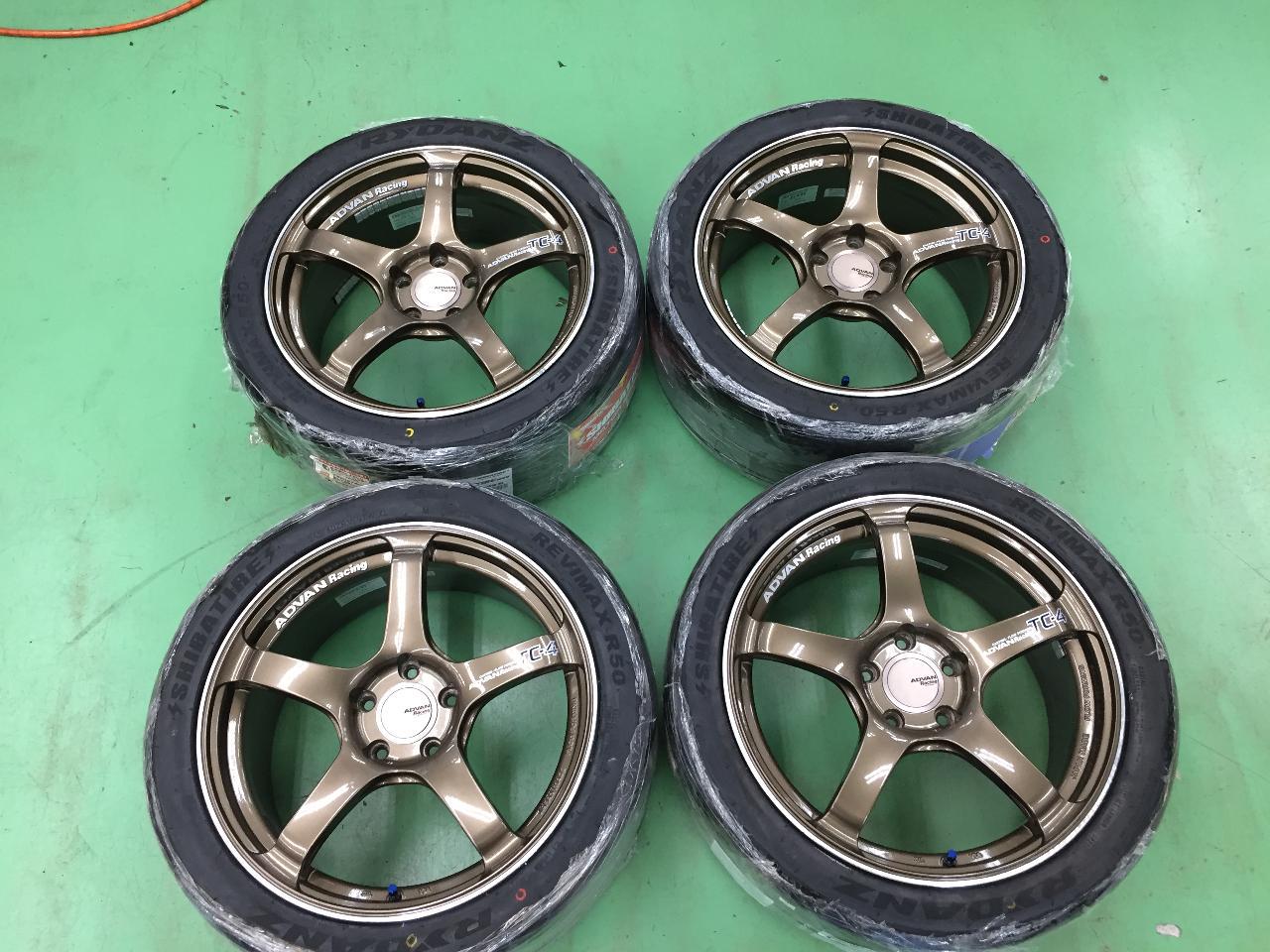 YOKOHAMA ADVAN TC-4 + SHIBATIRE R50 245 / 40R18 M Balance adjusted
