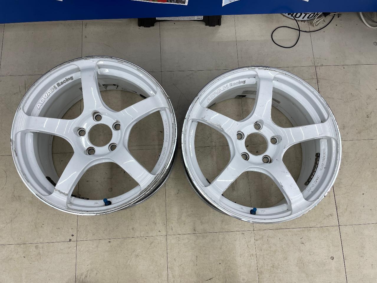 YOKOHAMA ADVAN Racing TC-4