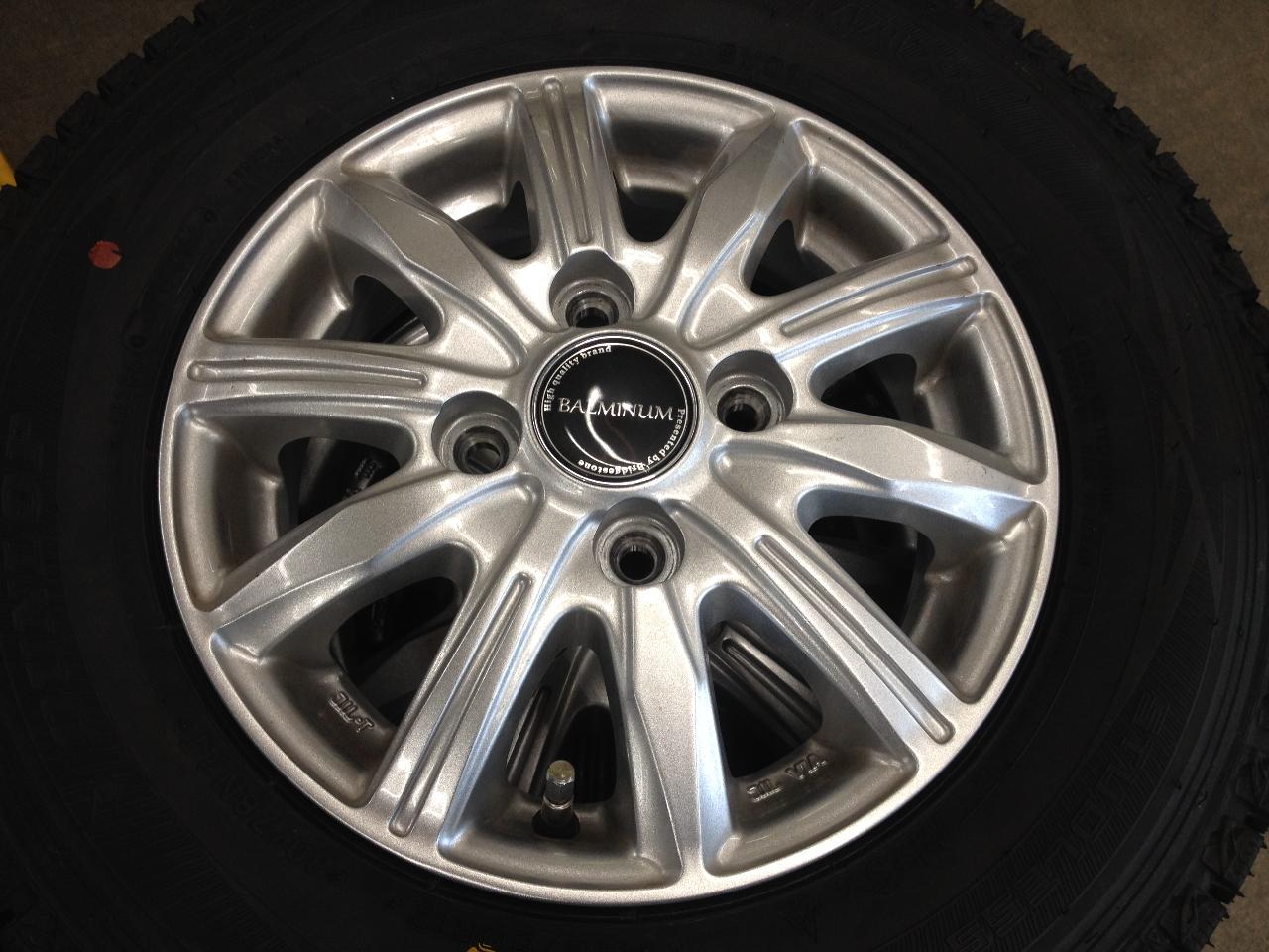 Special price for app members only!! BRIDGESTONE BALMINUM 10-spoke + DUNLOP WINTER MAXX SV01