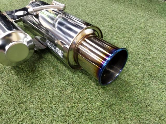Kakimoto
Kai
Regu.06&R (Dual-exit cannonball-type muffler)
86 / ZN6
BRZ / ZC6