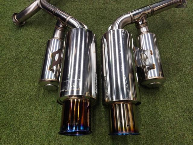Kakimoto
Kai
Regu.06&R (Dual-exit cannonball-type muffler)
86 / ZN6
BRZ / ZC6